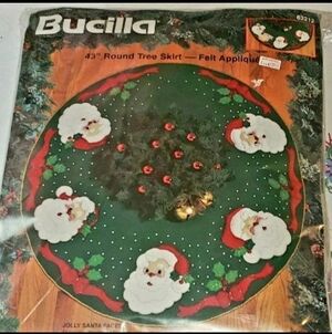 Vintage 1994  Bucilla "Jolly Santa Faces" Felt Applique Christmas Tree Skirt#83